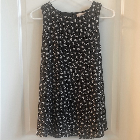 LOFT Sleeveless Top - Picture 2 of 13